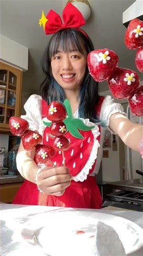 THIS IS HOW TO MAKE PERFECT STRAWBERRY TANGHULU (NO CRYSTALIZING SUGAR)