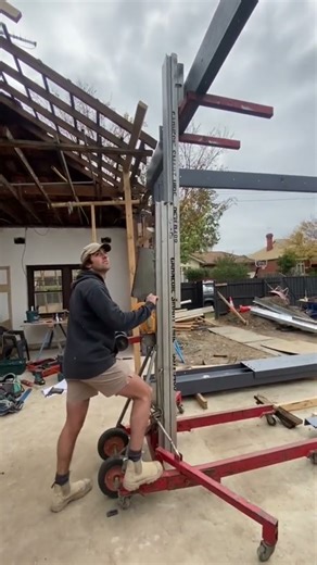 Episode 8 lifting steel using Gene lifter/duct lifter #carpentry#steel #diyprojects #building