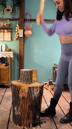 30K views · 79 reactions | Handy girl working with wood 蝹 | 5-Minute Crafts GIRLY | Facebook