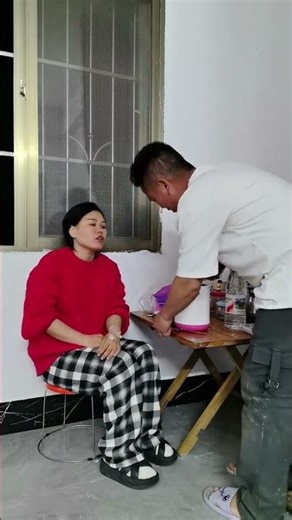 Hilarious Couple Pranks: Go Viral with This Fart Challenge