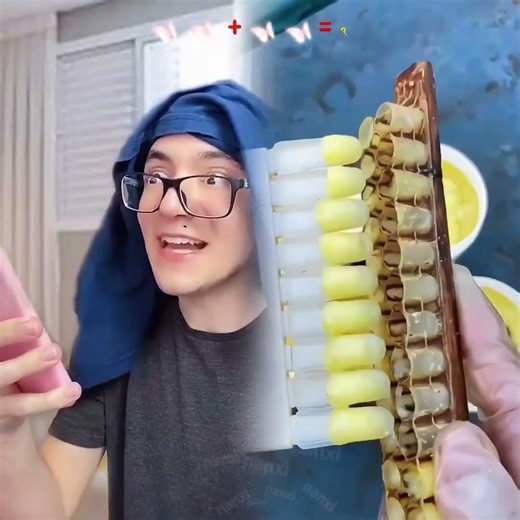 MY GRANDMA USING HER CELL PHONE 😂 #illustration #tattoo #art 😚