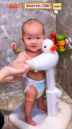 Tired of holding baby still during every bath? Try the Baby Bath Standing Platform! #baby