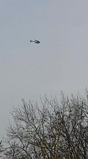 🚁 derzeit fliegt über der Innenstadt ein Polizeihubschrauber. Es wird nach einer vermissten Person gesucht | Du bist Halle / Saale