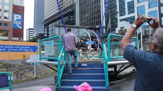 Free video - Bumpy Ride, Ferries Wheel, Ride