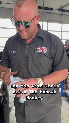 Easy Headlight Replacement Tips from Grease Monkey