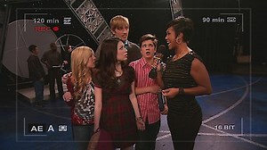 Watch iCarly Season 2 Episode 39 - iFix a Pop Star