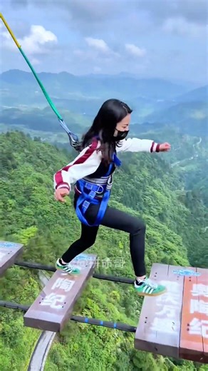 Bungee Jumping With Rope In Beautiful Place:Asmr Bungee Jumping