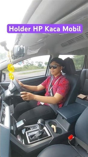 How to Make a Vlog Video in Your Car Using a Car Phone Holder from Finulo