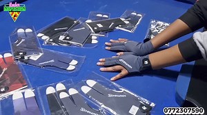 Left hand 🔛 Right hand ✅️ gloves Available. @topfans Under inspection Danny Wekwa Munyoro | UNDER INSPECTION