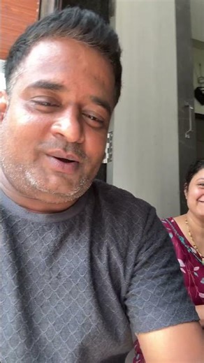 गुलाब आहे म्हणजे फायदा तर घेतीलच ना