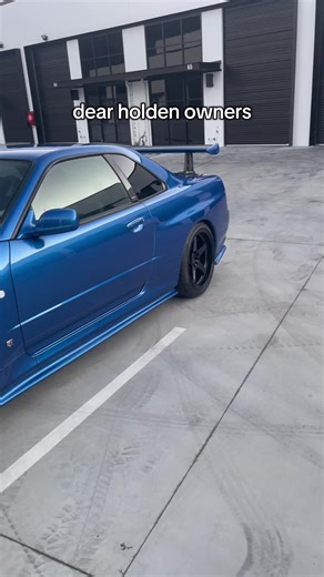 Holden Owners: Can You Keep Up with the GTR 34?