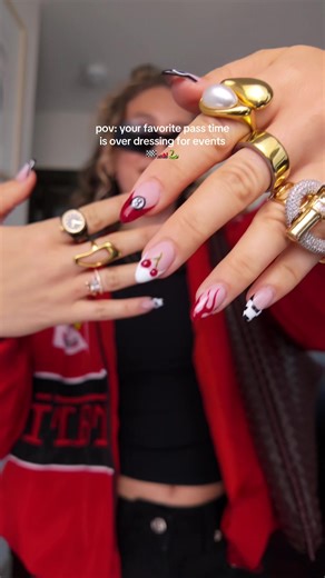 Stylish Venom-Themed Outfit Inspiration