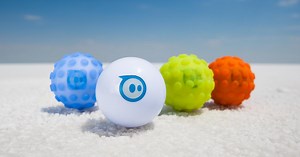 Sphero 2.0 rolls out faster and brighter than the original