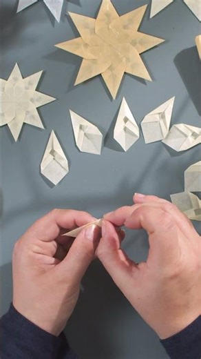 Tissue paper stars - DIY by Søstrene Grene