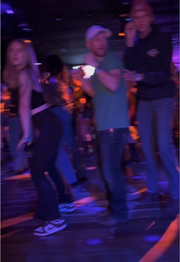 Muscle Flexing Dance Moves to Impress