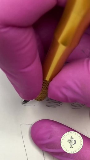 Microblading 🔥🔥🔥. #cejas #cejasperfectas #microblading #micropigmentacion #mestredamicropigmentacao #microbladingfioafio #micropigmentação