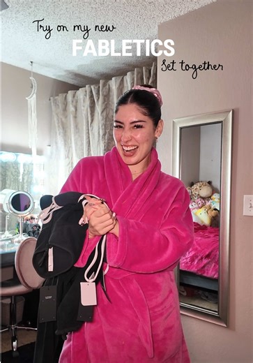 Fabletics Workout Set Try-On Review