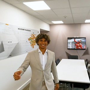 Agent Cunha at work 🇧🇷👔 | Wolverhampton Wanderers FC