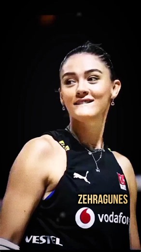 Zehra gunes best Movements Turkish valley ball queen #viral #zehragunes #ytshorts #valleyball#turkey