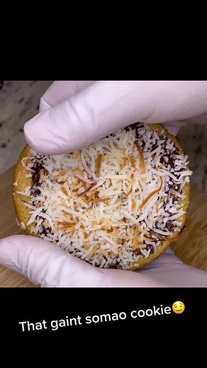 #cookie #stuffedcookies #cooking #baking #bakery #bakerylife #chocolate #coconut #cookiesdough