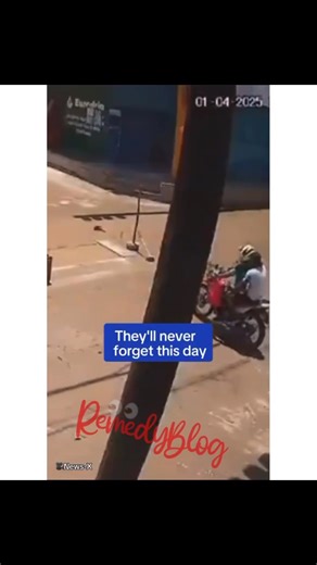 Remedy Blog on Instagram: "So that’s how they lost a whole bike😳😳 it’s the way they were still sitting while it was going down."