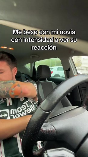 274K views · 4.3K reactions | UYYY QUE TENGO QUE QUITARLO! #humor #parejas #parodias #novios | Juan Jose Medina | Facebook