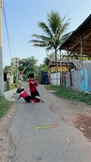Kesurupan sampai jungkel!! Bantengan mberot #bantengan #bantenganmalang