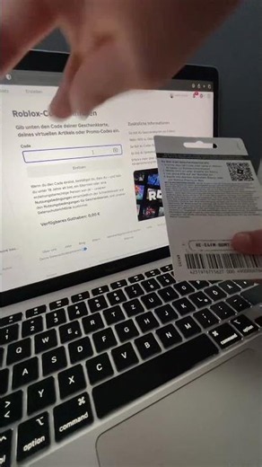 🎮 Random Roblox Gift Card Reveal ⚡️ #Shorts