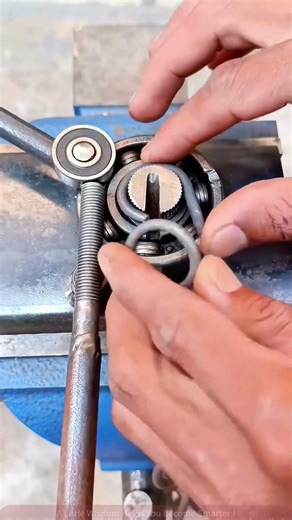 Disassembly Tutorial: Step-by-Step Guide to Bearing Removal