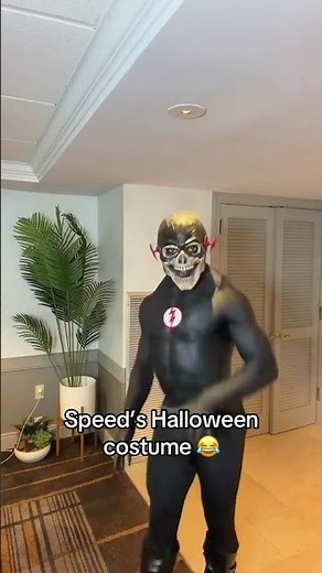 Speed was Black Flash for Halloween 😂🔥 (via @IShowSpeed/TT)
