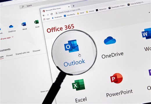 Microsoft reports problems with Outlook for end users