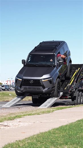 Nebula Gray Lexus GX550 loading up on its way to St. Petersburg, Florida! #AutoplexCustoms | Automotive Pickup