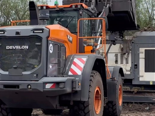 Develon DL380 装载机轮胎 卡特彼勒 980H 沃尔沃 L220H约翰迪尔 744L 装载机轮胎配套轮胎 23.5-R25、26.5R25