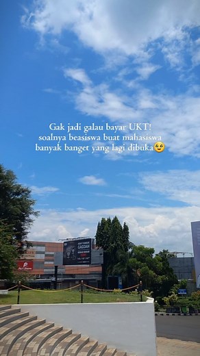 INFO BEASISWA LENGKAP 🌼 on Instagram: "⚠️SAVE & SHARE‼️ Selalu degdegan setiap harus bayar UKT? sama saya juga!😭🙏 Tapi, tapi, tapi kalo pake beasiswa enak kayanya🤔 iya dong, banyak banget beasiswa yang dibuka untuk mahasiswa aktif loh!🤑 Take a note📑💯 🔸️Beasiswa Van Deventer Maas Beasiswa dari Yayasan yang rutin dibuka tiap tahun loh, beasiswa sampai lulus!💓 Deadline : 10 Maret 2024 Link pendaftaran : https://ers.vdms.scholarship.org 🔸️Beasiswa Pertamina Sobat Bumi Beasiswa dari pertami