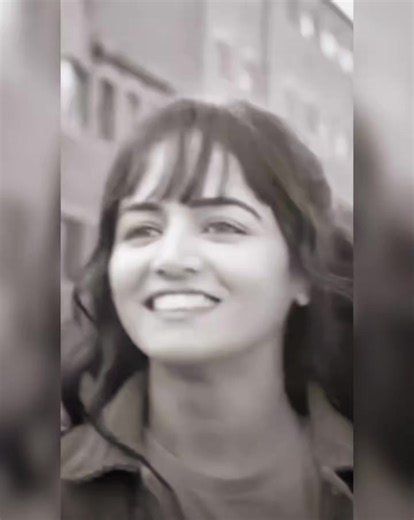 Ena ni sochi da hunda ☺️❤️ #fypviraltiktok🖤シ゚☆♡ #punjabisong #standwithkashmir #viewsproblem😭 #hamid_edit_07 please unfreeze my account 😭😭😭 dear tiktok team 🥺🥺🥺
