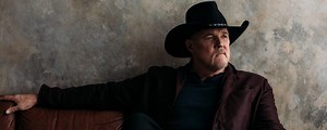 Trace Adkins' New Song "The Empty Chair" Honors Veterans