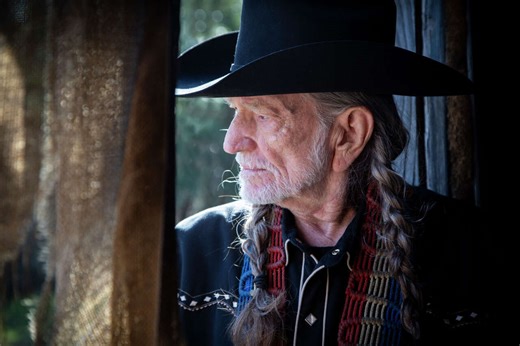 Willie Nelson announces new spring tour dates with Texas stop. Here's where