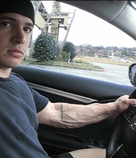 JeansLifts (@jeanslifts)’s videos with Don't Stop The Music - Rihanna