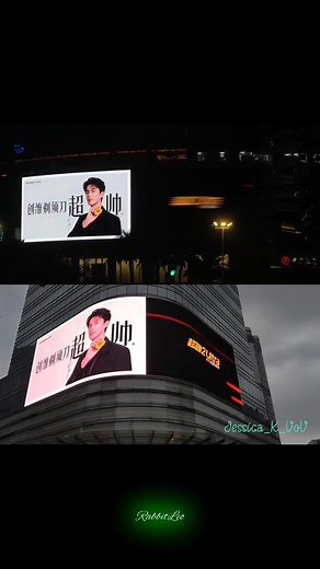 Mê cái cách SkyWorth PR anh đại diện toàn cầu khắp mọi mặt trận, mọi nẻo đường 😽😎 Tổng hợp video check-in màn hình lớn biển quảng cáo hình ảnh người đại diện toàn cầu thương hiệu máy cạo râu SkyWorth ✨ ——— Tổng cộng có 27 màn hình lớn FHD ngoài trời tại 15 thành phố: Bắc Kinh, Thâm Quyến, Thành Đô, Thượng Hải, Quảng Châu, Nam Kinh, Vũ Hán, Hàng Châu, Trùng Khánh, Trịnh Châu, Thiên Tân, Thạch Gia Trang, Tô Châu, Vô Tích, Tây An. Cùng với 64 ga tàu cao tốc/tàu điện ngầm, 20 màn hình lớn tại sân 