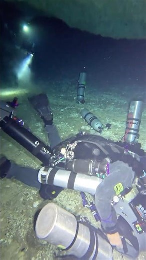 Filming your Cave Diving Buddy in Jackson Blue Spring until he asks for Assistance