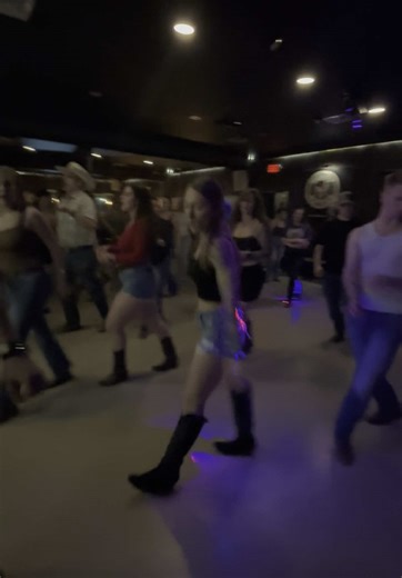 Enjoy the Merry-Go-Round Line Dance Experience