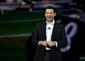 You’re Not Alone: CBS is getting tired of Tony Romo already too