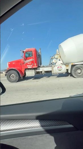 Robertsons Ready Mix Peterbilt 379 Concrete Mixer Truck