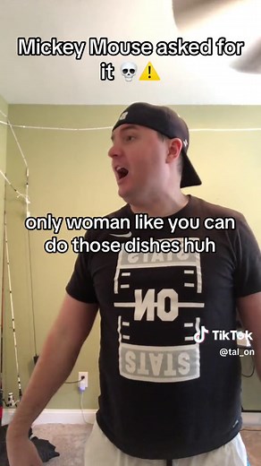 Goofy Warns Mickey in Hilarious Comedy Sketch