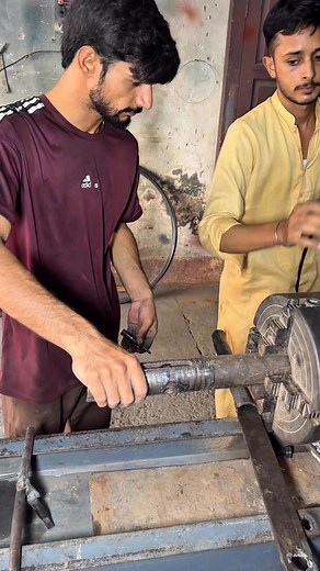 Discover how a double strength spring is handmade for agriculture and farm tools. Using a vintage lathe, the craftsman turns plain wire into a masterpiece of strength and precision. #SpringMaking #MetalWork #FarmTools #LatheWork #TraditionalSkills #HandmadeWork | Creators Craft