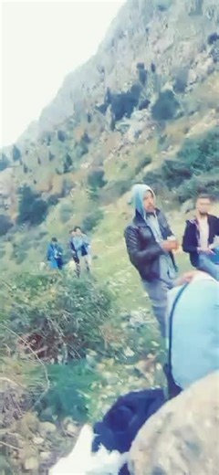 Vidéos de @ ALï Løū chanteur kabyle ♥ (@alilou.officiel) avec son original - @ ALï Løū chanteur kabyle ♥