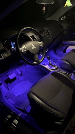 Ogni guidatore notturno ha bisogno di queste luci a led nella sua auto🏎️✨#macchina