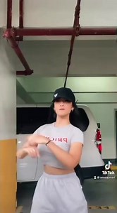 Follow me on my social media accounts! https://lnk.bio/HXdJ | Amari