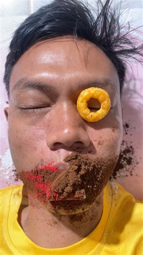 Keripik bulat, Bubabubo, blueberry, makanan pembuka dan kue-kue lezat. #sweets #food