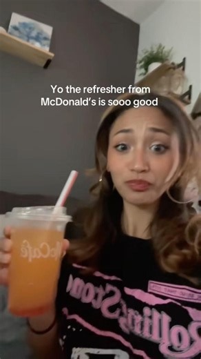 Refresher review video?? Now I just hope I don’t get palpitations lol. #refresher #drinkreview